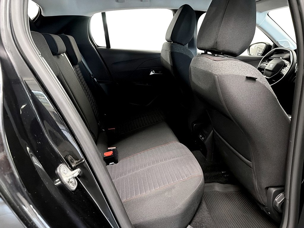 Bild på Active Pack 1.2 PT 100hk Aut - CARPLAY, BACKSENSORER