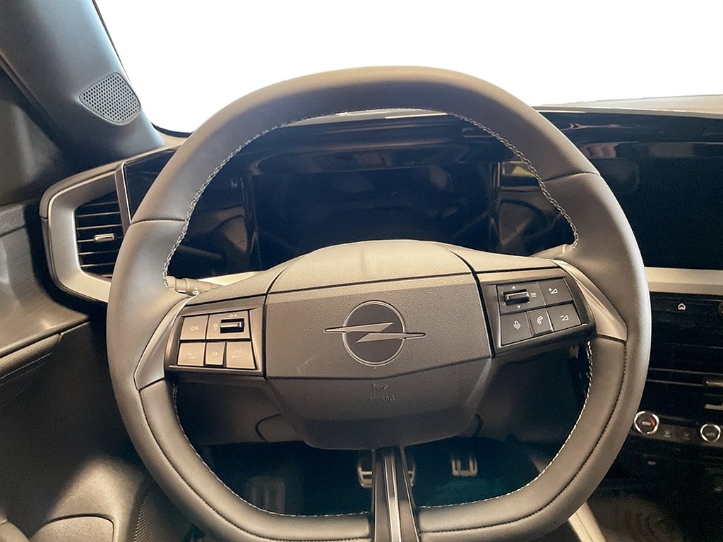 Bild på GS Hybrid 136hk Aut - DEMO