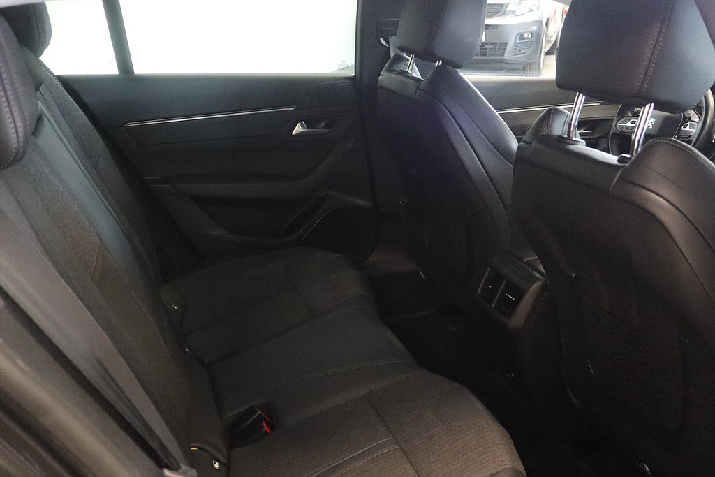 Bild på Allure PHEV 224hk Aut - B-KAMERA, CARPLAY