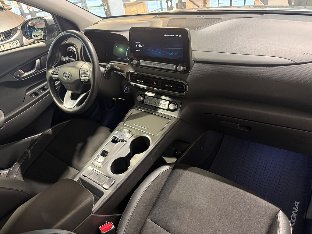 Bild på Electric Essential 39kWh 136hk Aut - B-KAMERA, CARPLAY