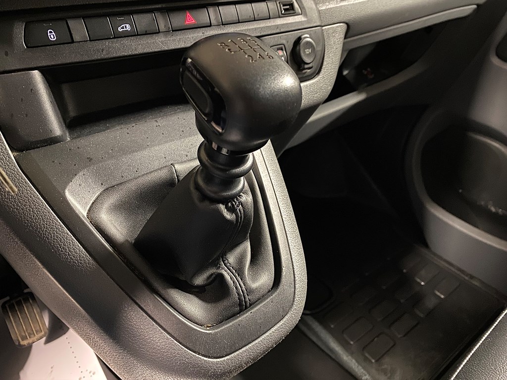 Bild på PRO Business 2.0 BHDi 122hk - MOTORVÄRMARE