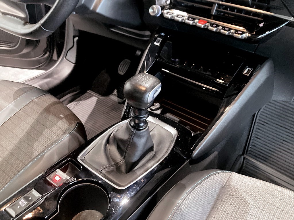 Bild på Allure 1.2 PT 100hk - CARPLAY, BACKSENSORER