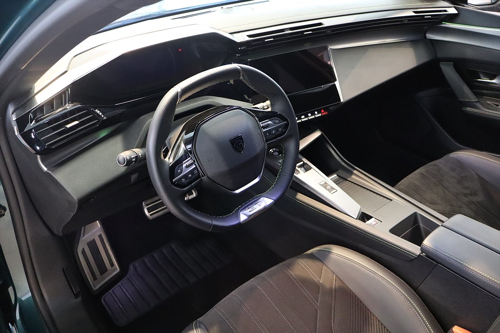 Bild på SW GT 1.2 PT 130hk Aut - B-KAMERA, CARPLAY, NAV