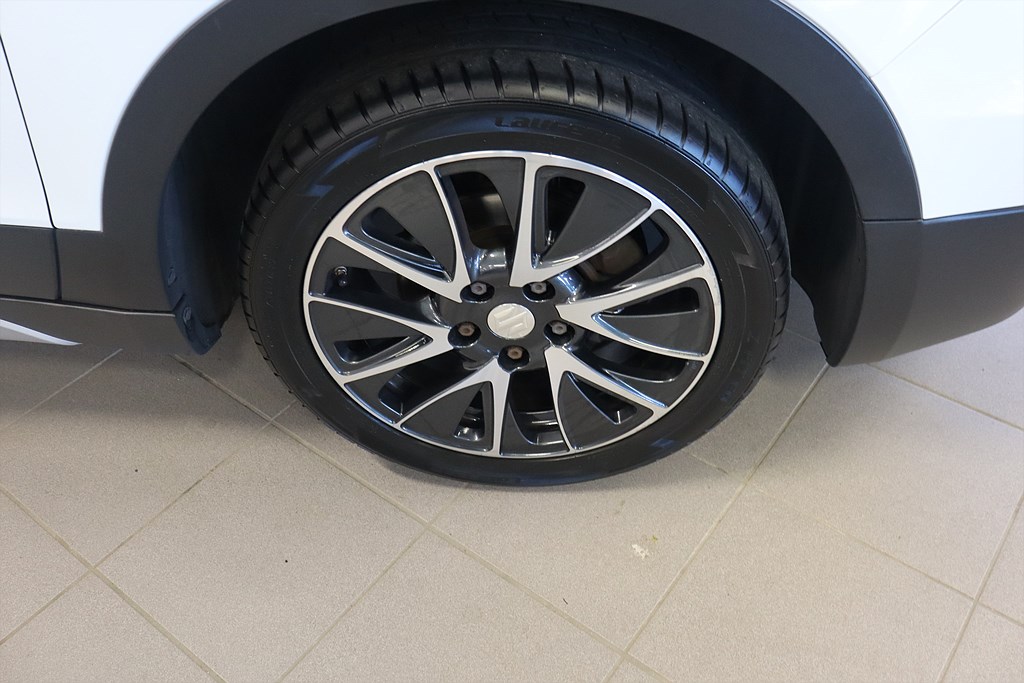 Bild på 1.6 VVT i-AWD 120hk - PANORAMA