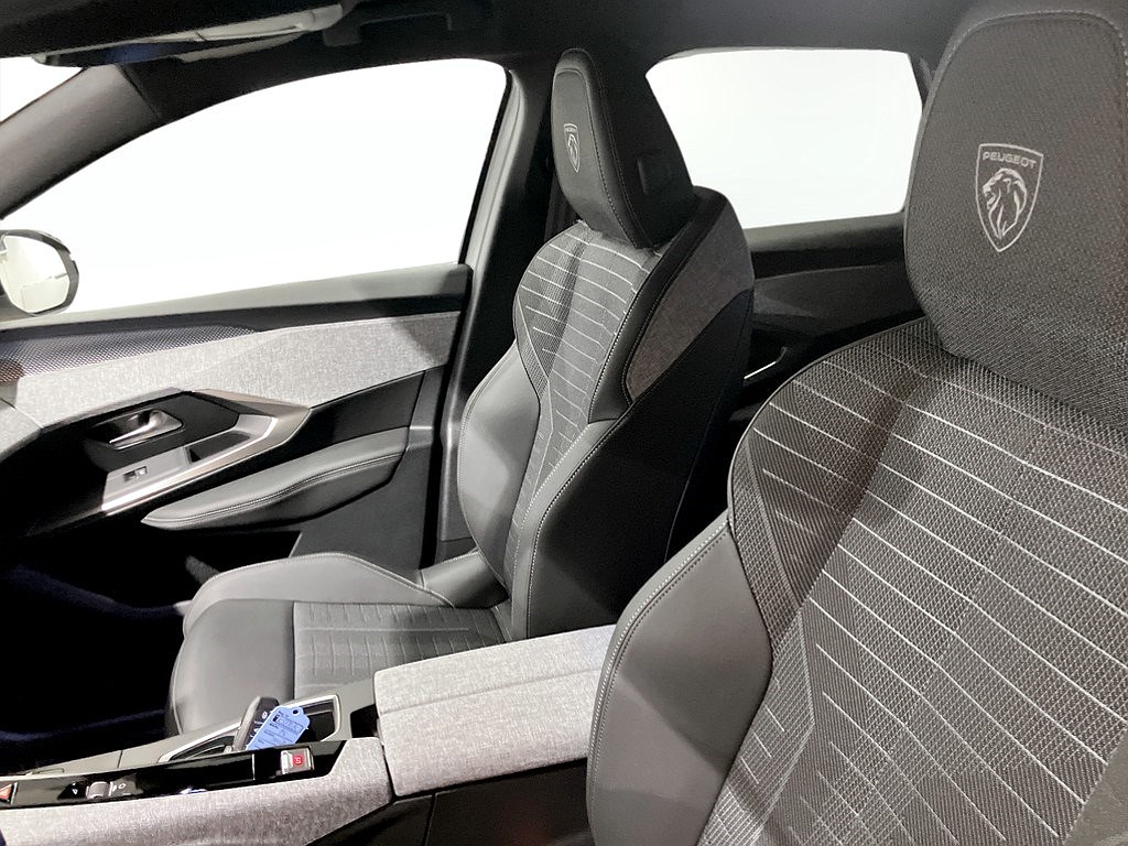 Bild på GT Hybrid 145hk Aut - B-KAMERA,CARPLAY,NAV