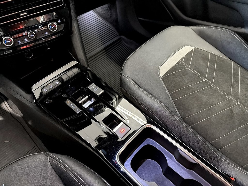 Bild på Ultimate 1.2 Turbo 130hk Aut - B-KAMERA, CARPLAY