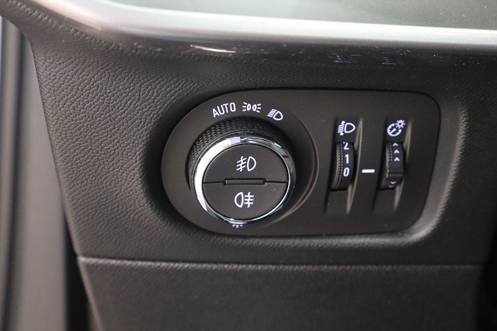 Bild på GSLine 50kWh 136hk Aut - B-KAMERA, CARPLAY