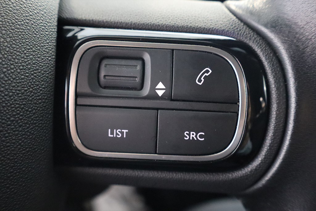 Bild på Shine 1.2 VTi 83hk - B-KAMERA, CARPLAY