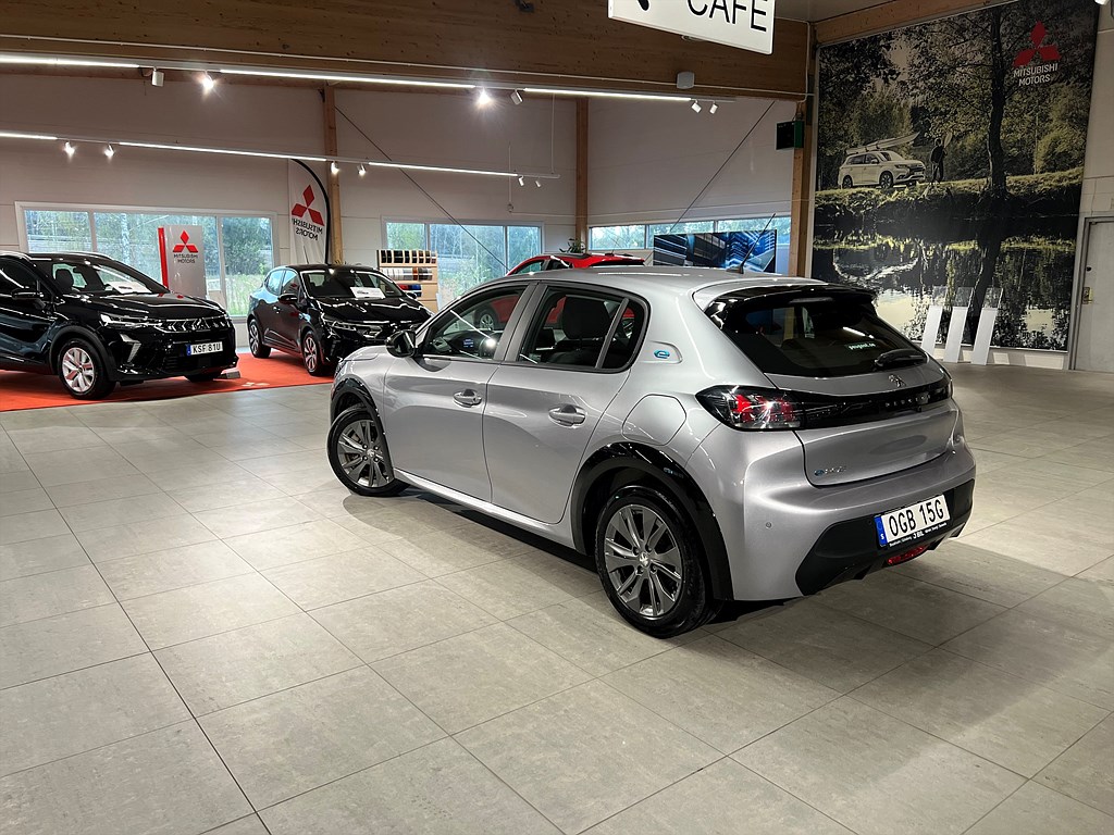 Bild på Active Pack 50kWh 136hk Aut - P-SENSORER BAK, CARPLAY