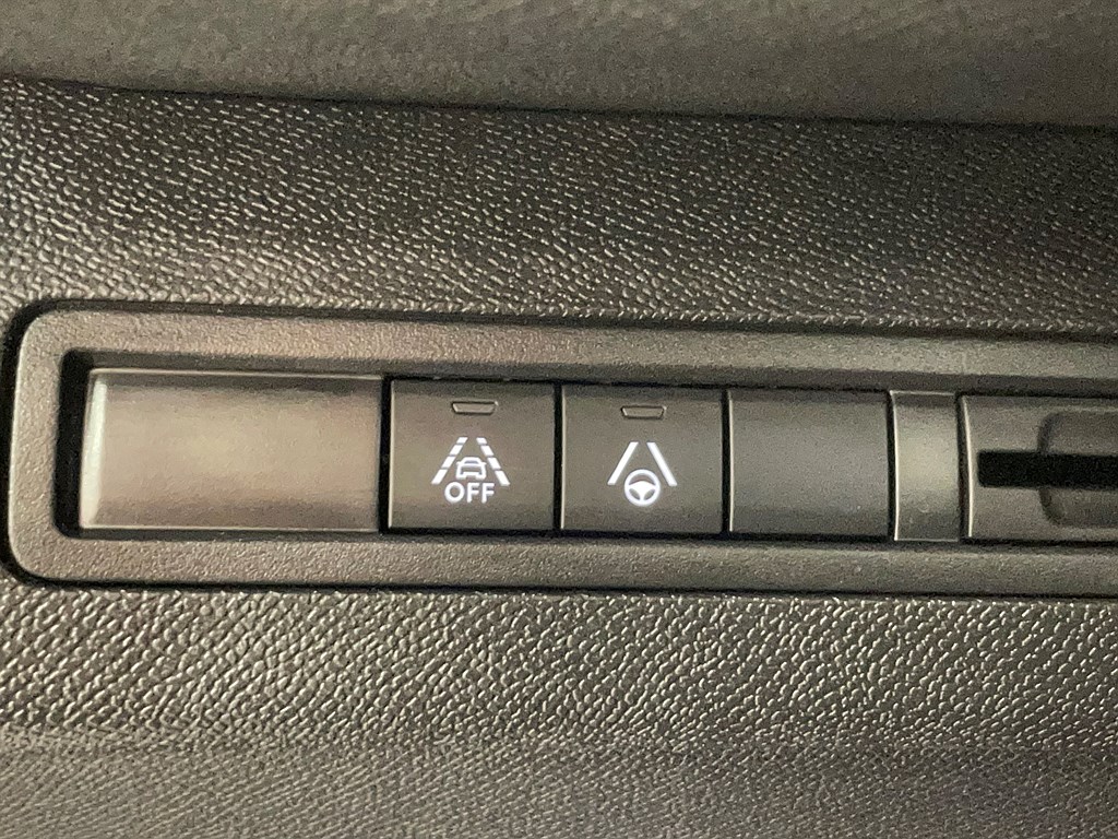 Bild på GT 1.2 PT 130hk Aut - B-KAMERA, CARPLAY, NAVI