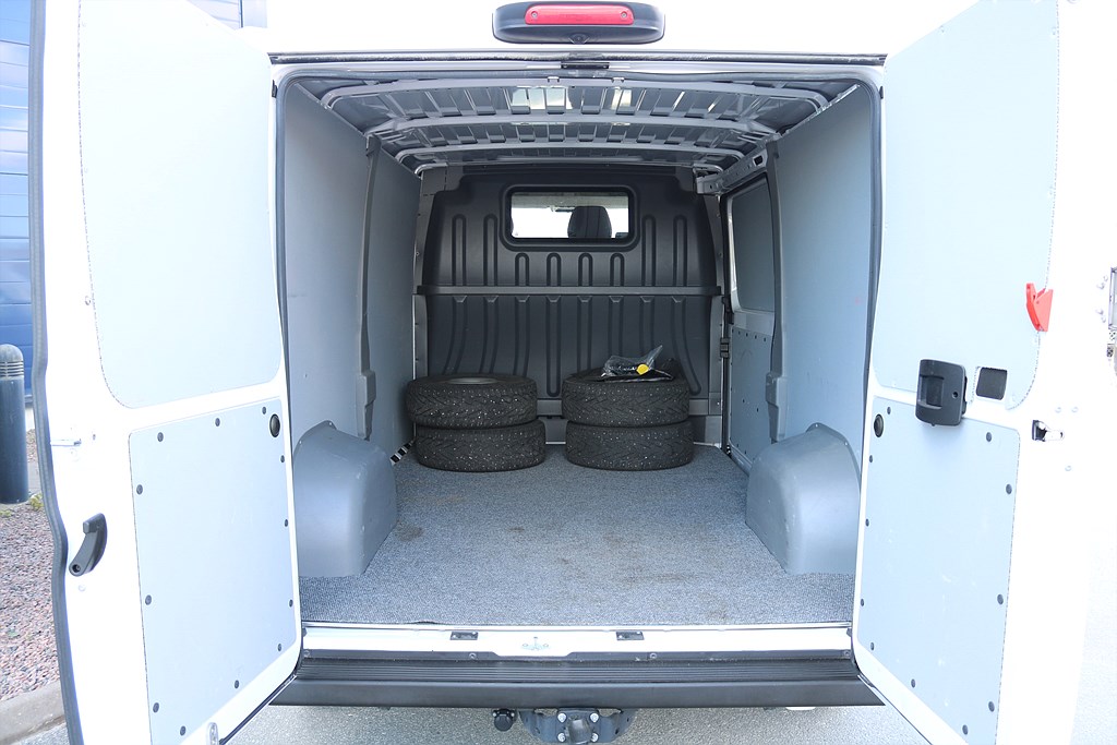 Bild på PRO+ L2H1 2.2 BHDI 140hk - B-KAMERA, SLAMLOCKS