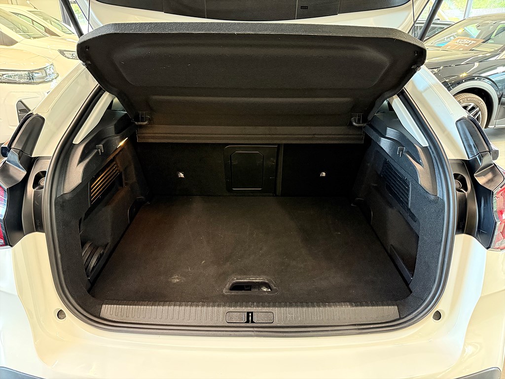 Bild på Shine 50kWh 136hk Aut - B-KAMERA, CARPLAY