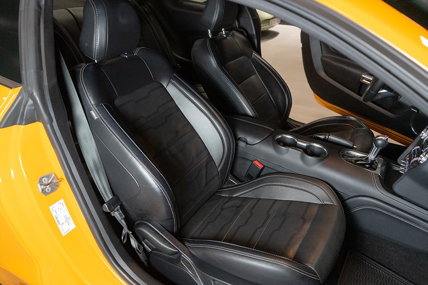 Ford Mustang Fastback GT 5.0 V8 450hk