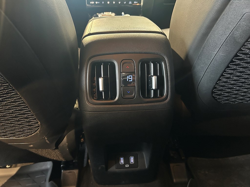 Bild på Advanced Hybrid 230hk Aut - B-KAMERA, CARPLAY, EN ÄGARE