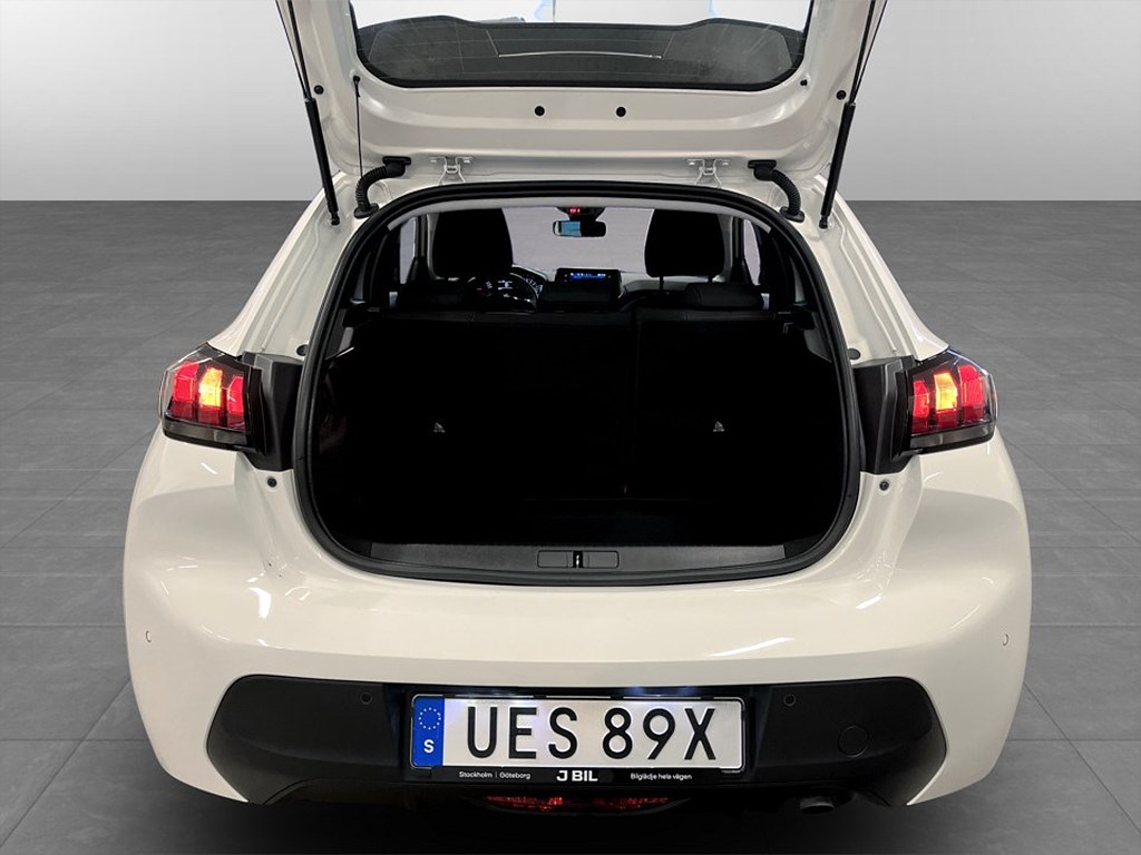 Bild på Active Pack 1.2 PT 100hk Aut - CARPLAY, FARTHÅLLARE