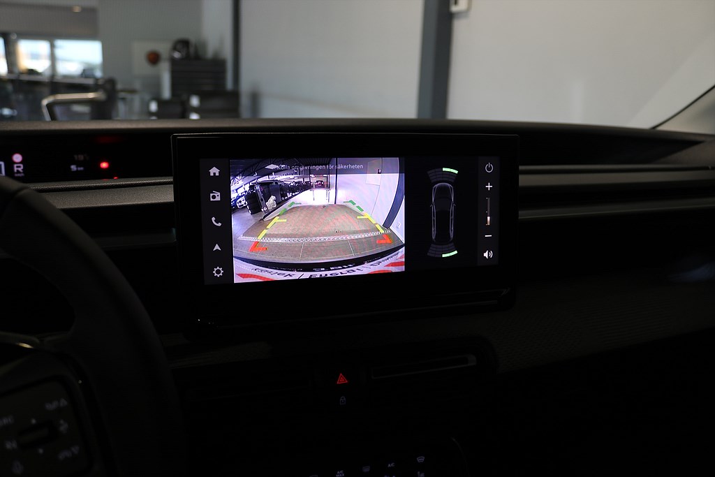 Bild på MAX+ Hybrid 136hk - DEMO