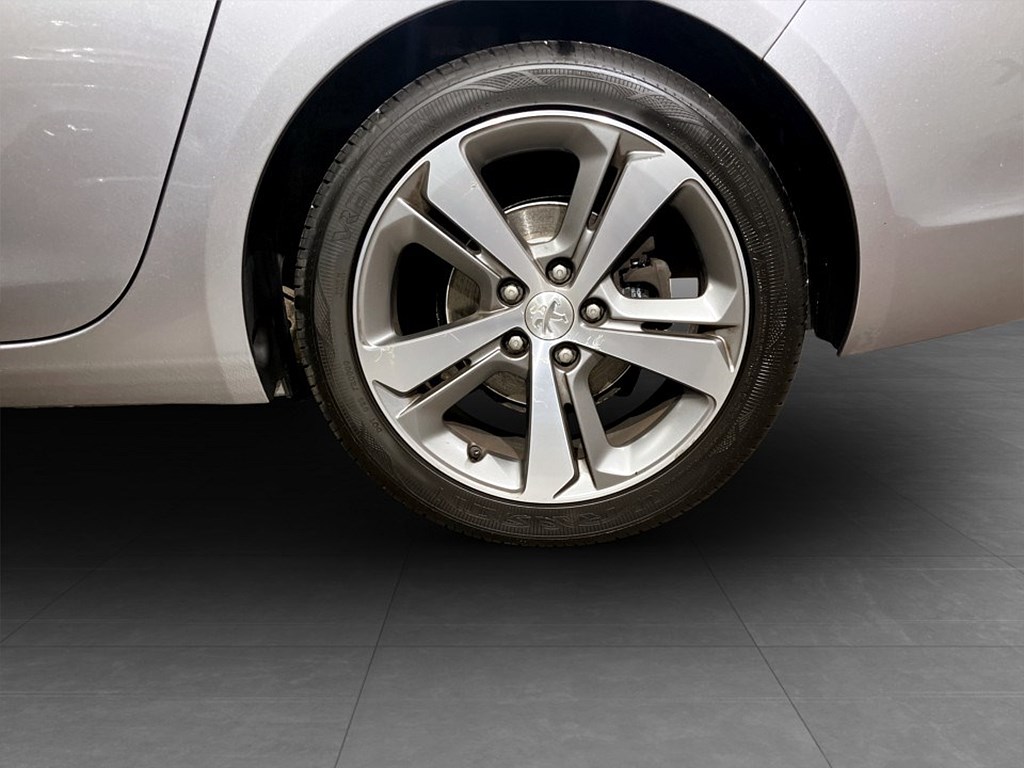 Bild på SW Allure 1.6 e-HDi 115hk - B-KAMERA, PANO