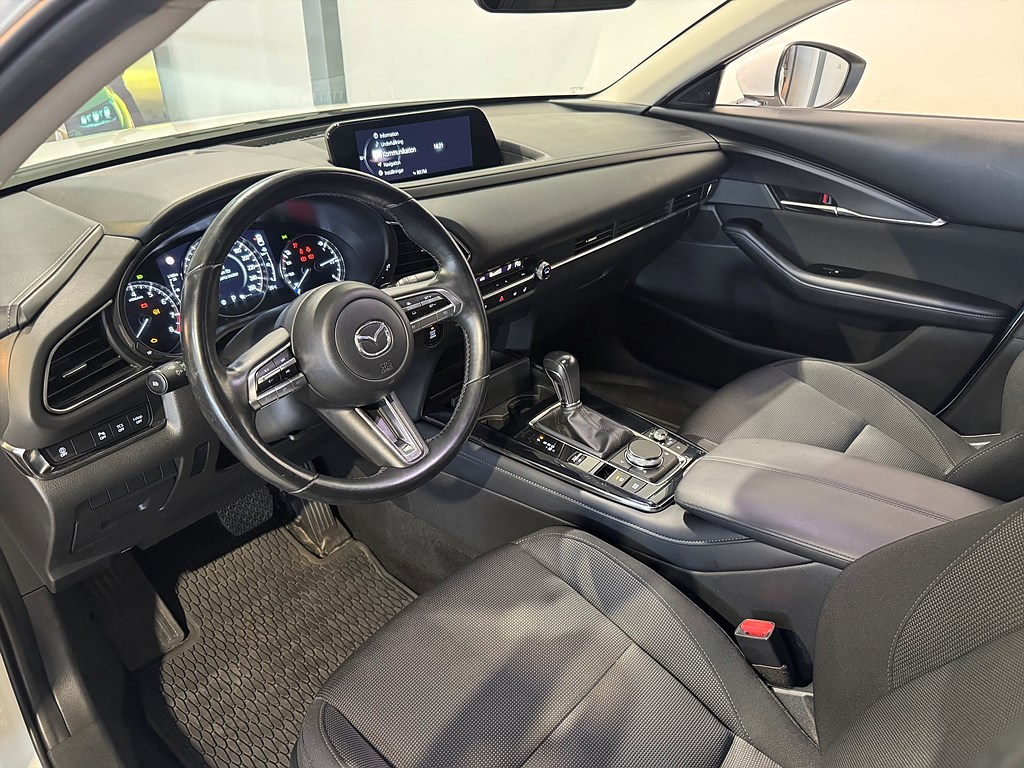 Bild på 2.0 SKYACTIV-X M Hybrid 150hk Aut - B-KAMERA, NAVI