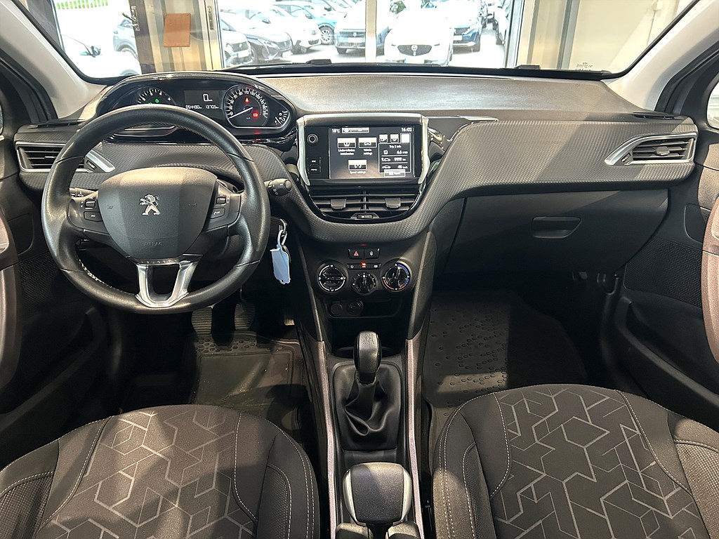 Bild på Active 1.2 VTi 82hk - PANO, BACKSENSORER