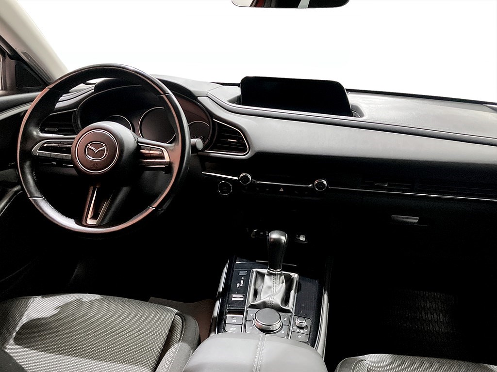 Bild på Sky + Tech Pack 2.0 150hk Aut - B-KAMERA, CARPLAY