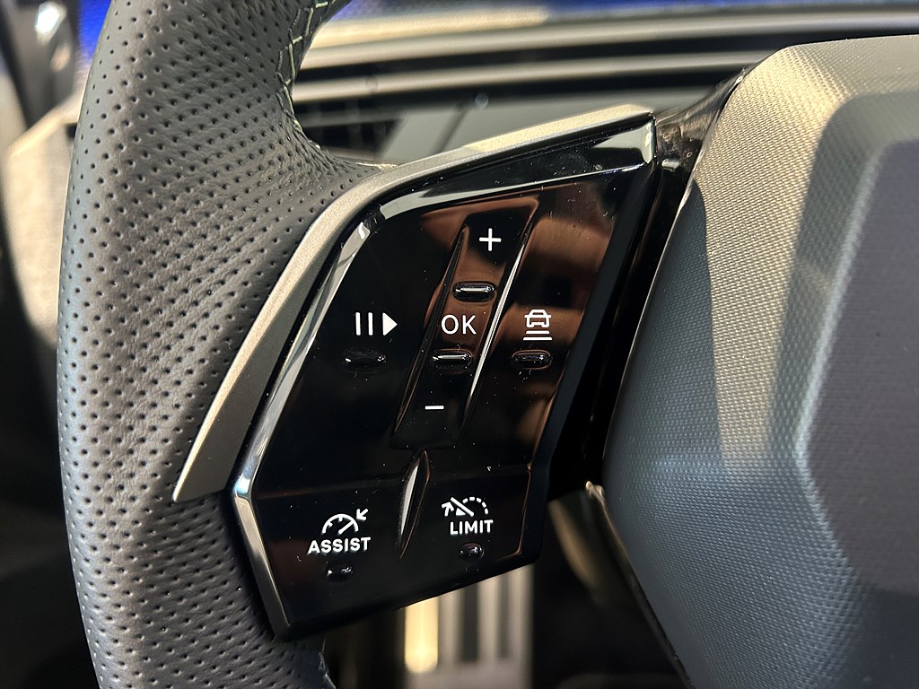 Bild på GT Hybrid 145hk Aut - B-KAMERA,CARPLAY,NAVI
