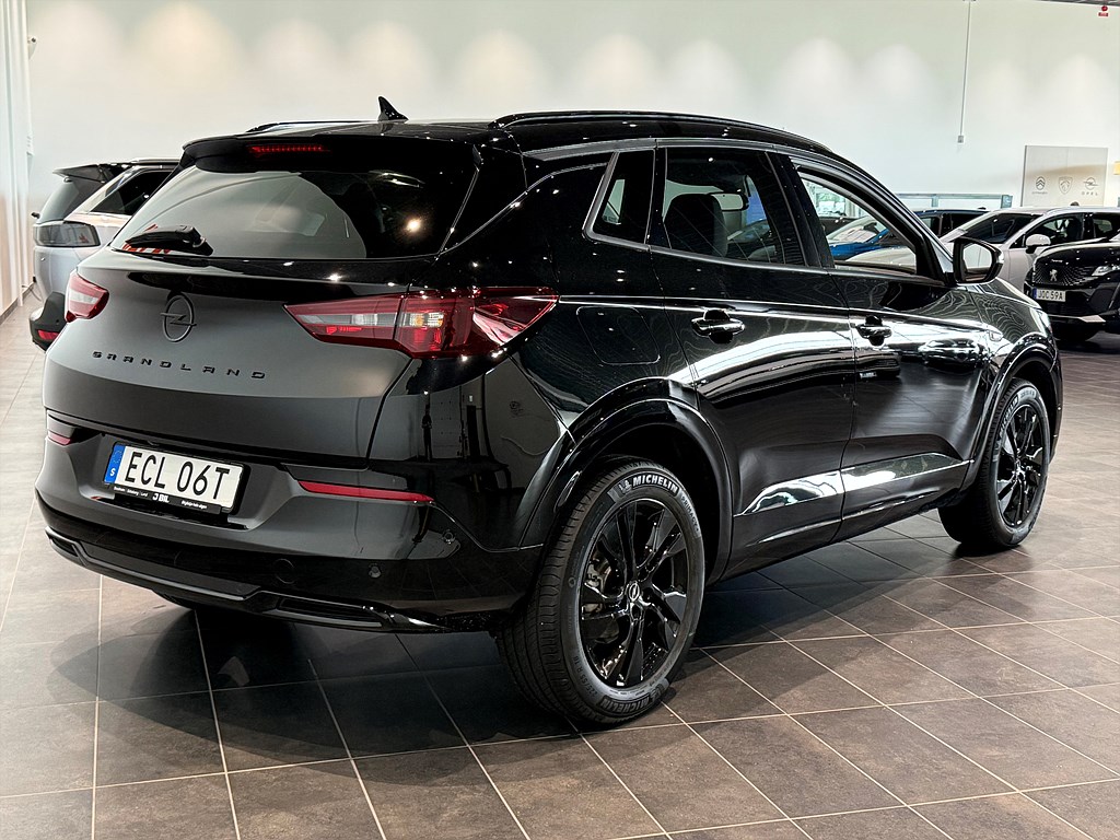 Bild på GS-Line 1.2 PT 130hk Aut - B-KAMERA, CARPLAY