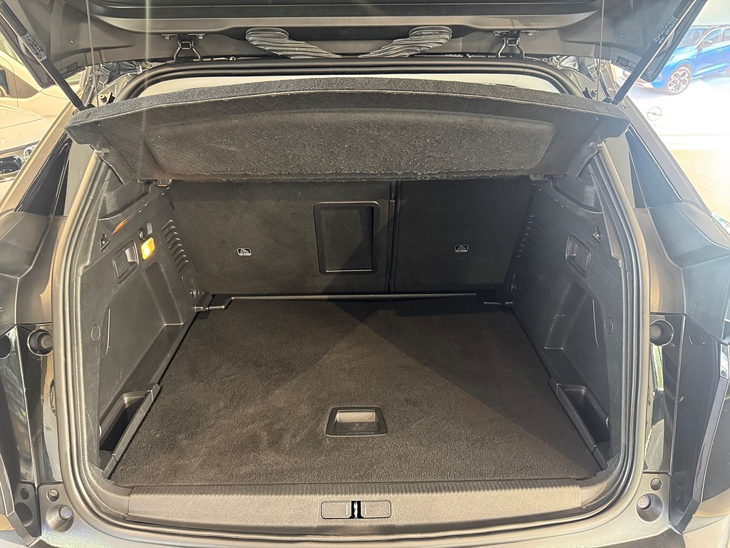 Bild på Allure Pack 1.2 PT 130hk Aut - B-KAMERA, EN ÄGARE