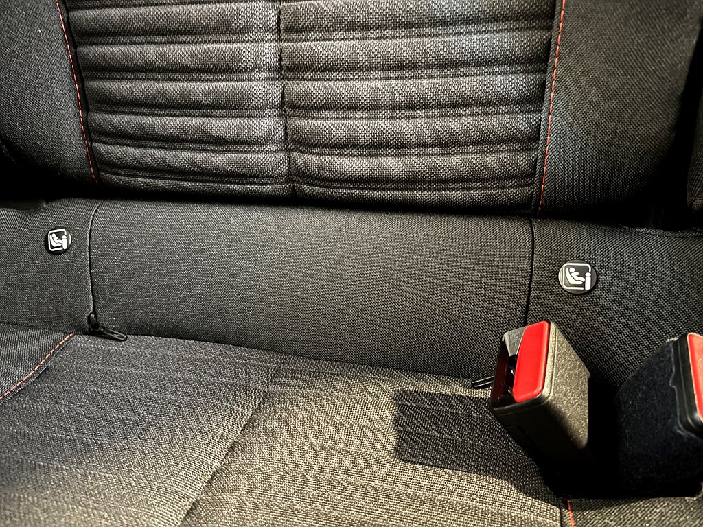 Bild på Active Pack 1.2 PT 100hk - CARPLAY, BACKSENSORER