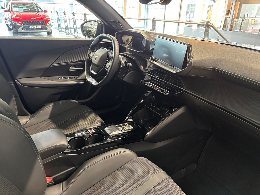 Bild på GT 1.2 PT 130hk Aut - B-KAMERA, CARPLAY, NAV