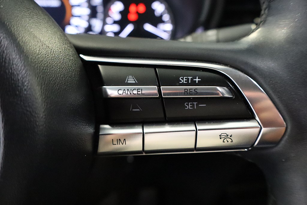 Bild på Sky 2.0 SKYACTIV-X M Hybrid 150hk - B-KAMERA, NAV