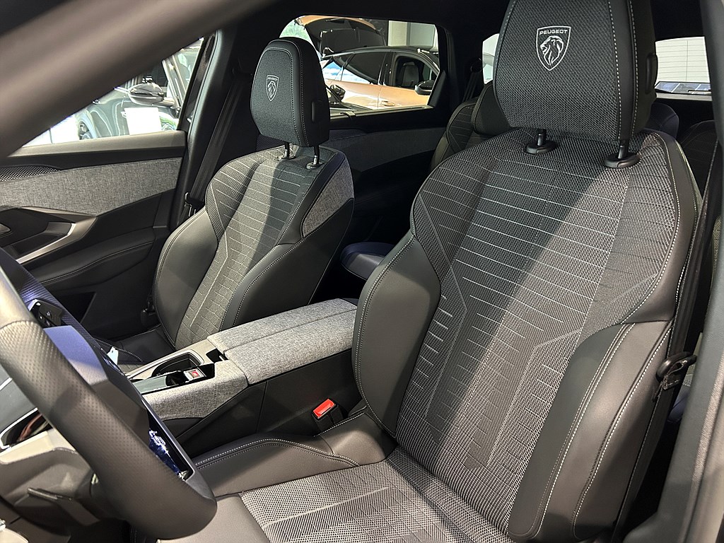 Bild på GT Hybrid 145hk Aut - 7-SITS,B-KAMERA,NAV