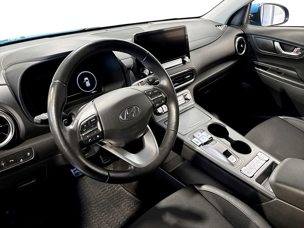 Bild på Essential 39.2 kWh 136hk Aut - B-KAMERA, CARPLAY