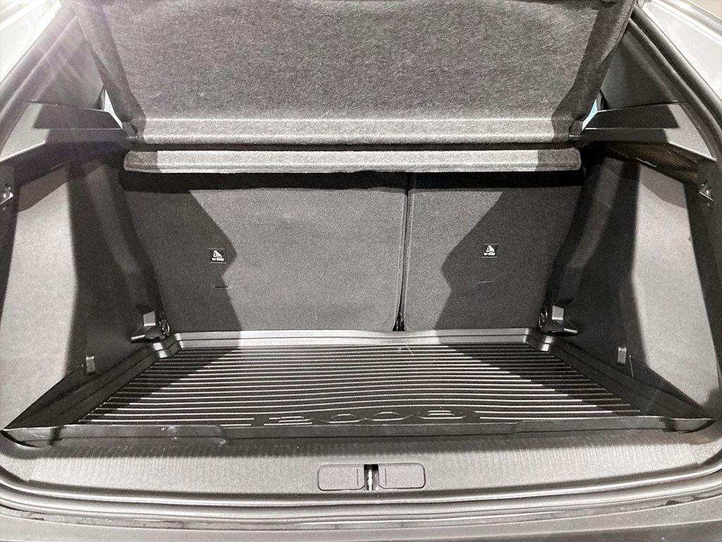 Bild på Active Pack 1.2 PT 100hk - CARPLAY, BACKSENSORER