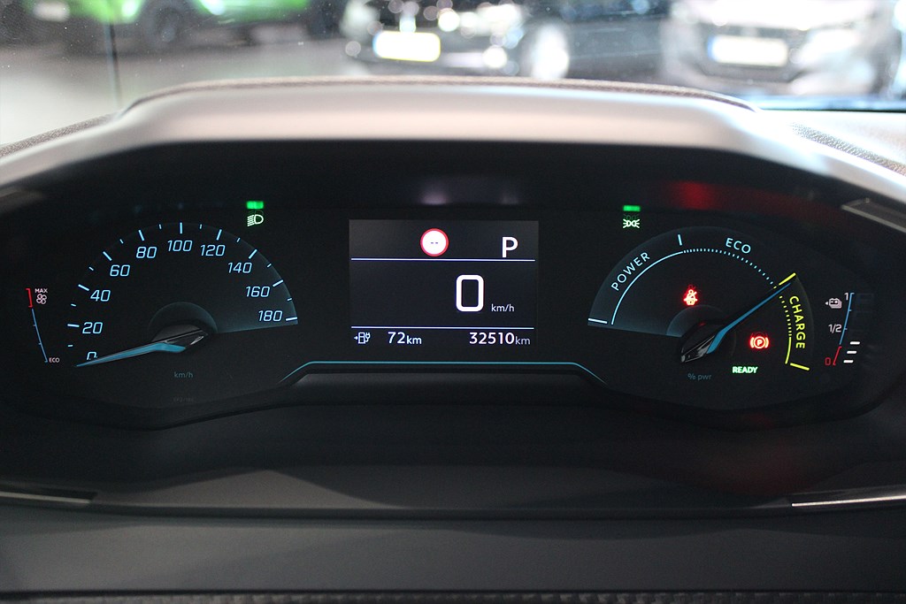 Bild på Active Pack 50kWh 136hk Aut - MOTORISERAD BAGAGELUCKA