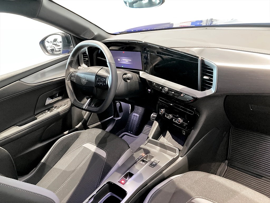 Bild på GS Hybrid 136hk Aut - DEMO