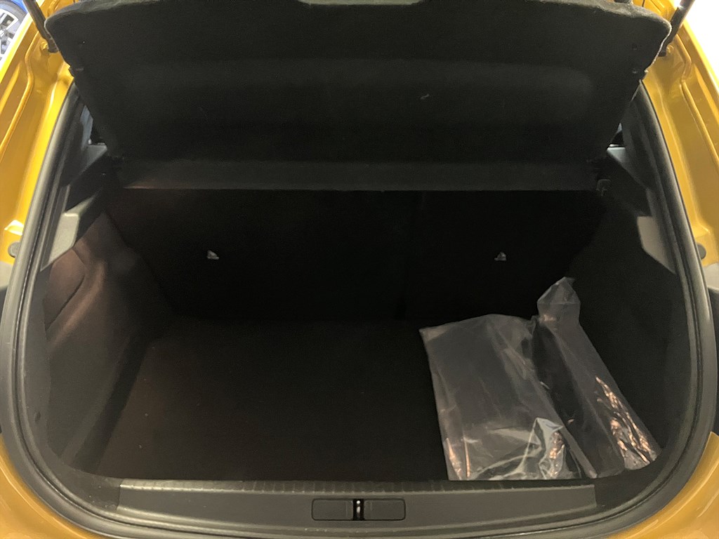 Bild på Allure Pack 1.2 PT 100hk Aut - B-KAMERA, CARPLAY