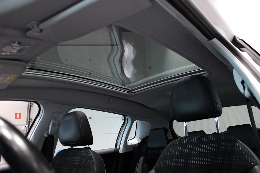 Bild på Allure 1.2 VTi 82hk Aut - PANORAMA, CARPLAY