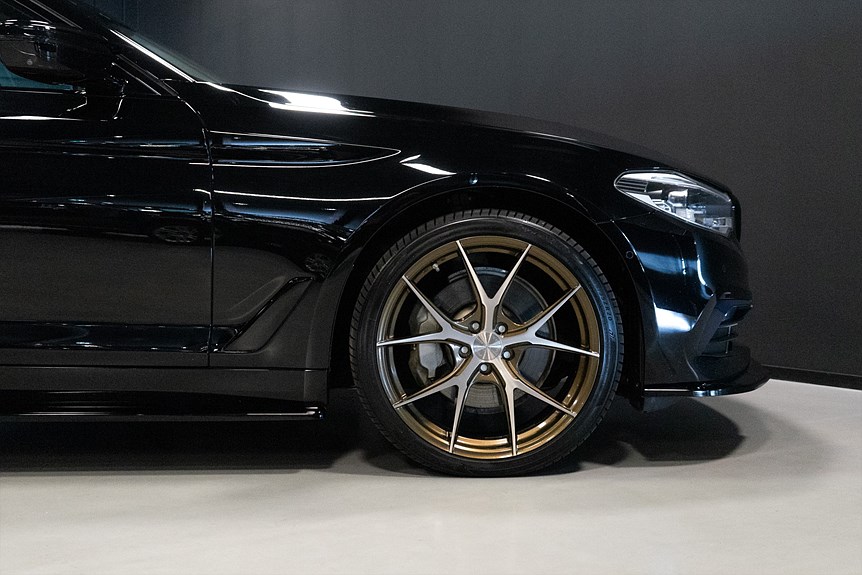 BMW 530e xDrive Sport Line Maxton Design Kit 350hk