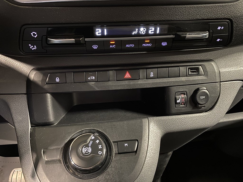 Bild på PRO+ 2.0 BHDi 180hk Aut - B-KAMERA, DRAG