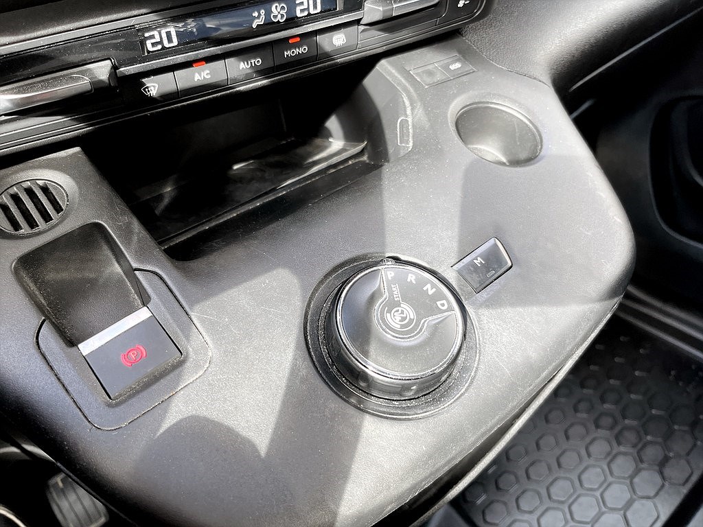 Bild på Business Premium 1.5 BHDi 130hk Aut L1 - DRAG, M-VÄRM