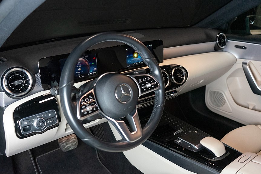 Mercedes-Benz A 250 e Sedan 218hk