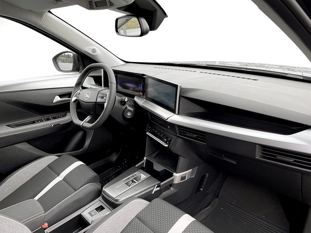 Bild på GS Hybrid 136hk Aut - DEMO