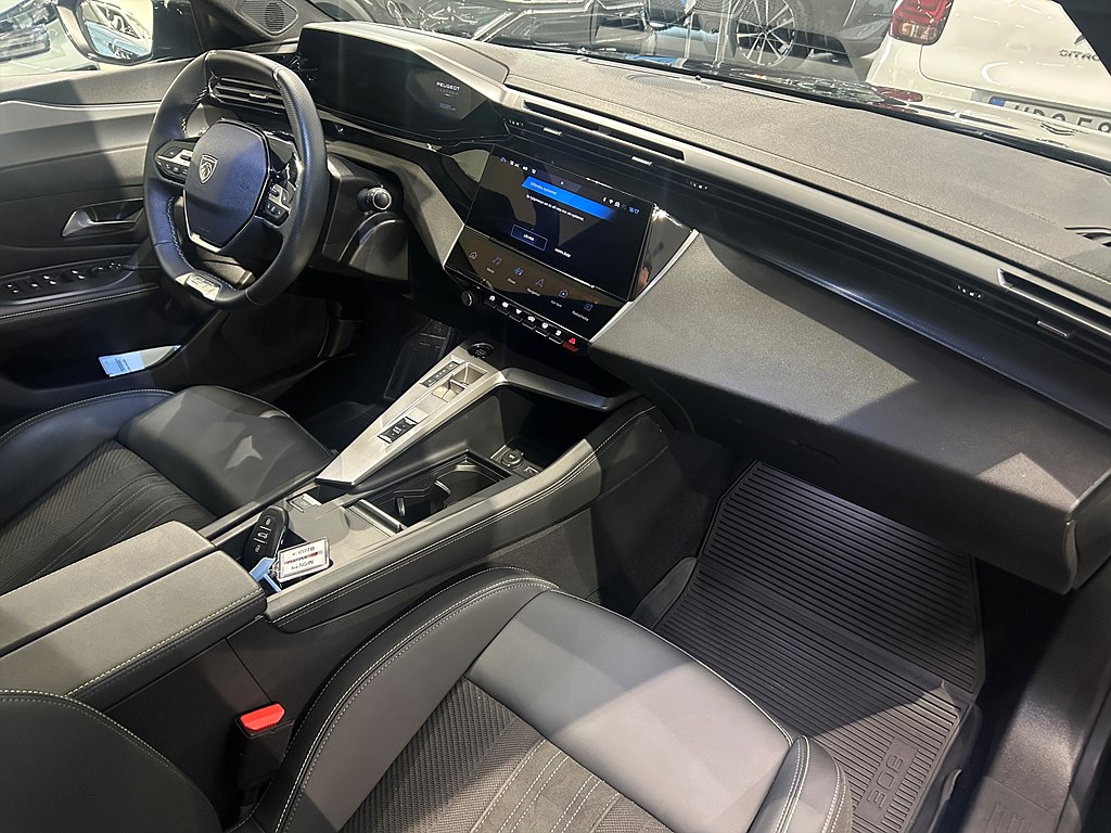 Bild på SW GT 1.2 PT 130hk Aut - 360-KAMERA,CARPLAY,NAV