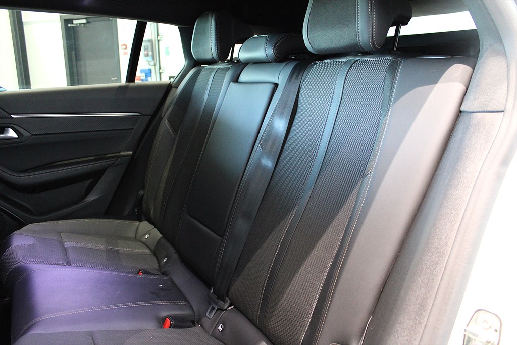 Bild på SW GT-Line Hybrid 224hk Aut - CARPLAY, NAVI
