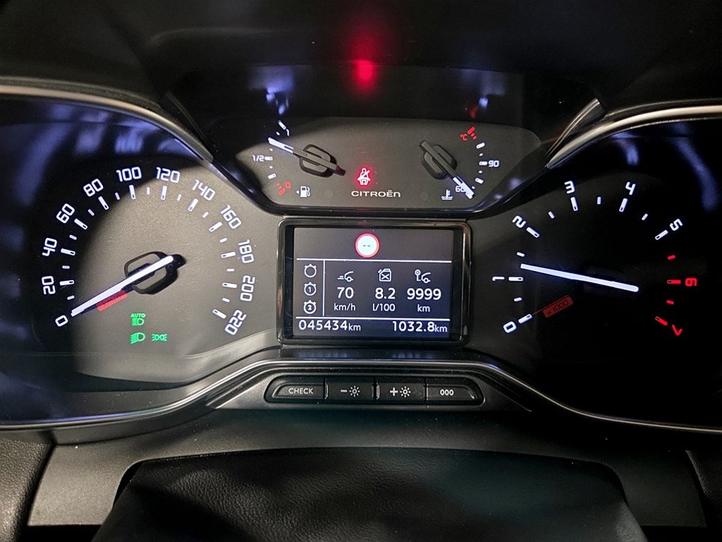 Bild på Aircros Shine 1.2 PT Aut - BACKSENSORER, CARPLAY