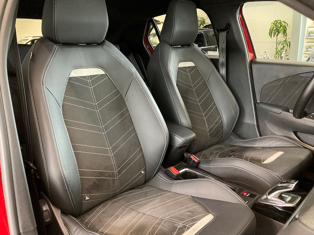 Bild på Ultimate 50kWh 136hk Aut - B-KAMERA,CARPLAY,NAV