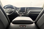 Volvo XC60 B4 AWD Drag / Värmare / Elstol / Vinterhjul