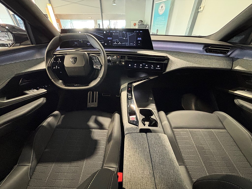 Bild på GT Hybrid 145hk Aut - 7-SITS,B-KAMERA,CARPLAY