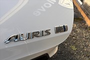 Toyota Auris Hybrid e-CVT, 136hk