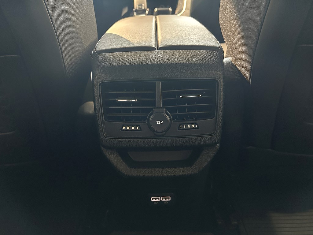 Bild på GT 1.2 PT 130hk Aut - B-KAMERA,CARPLAY,NAV